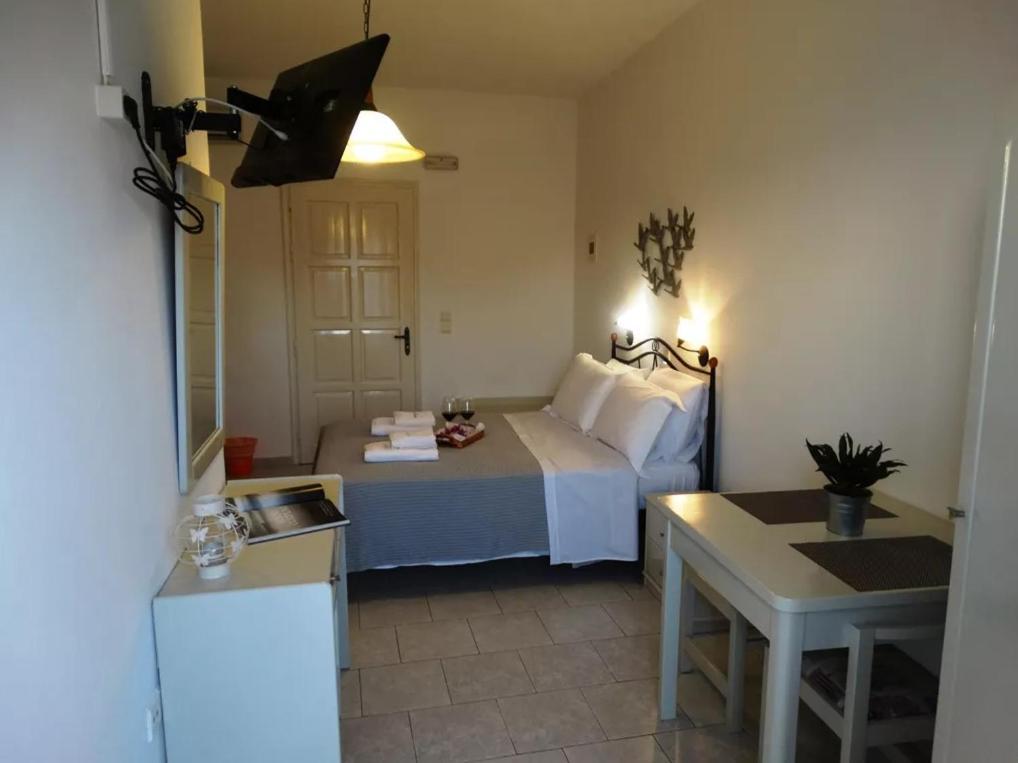 Castelopetra Aparthotel Katápola Buitenkant foto