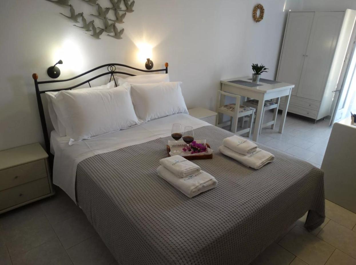 Castelopetra Aparthotel Katápola Buitenkant foto
