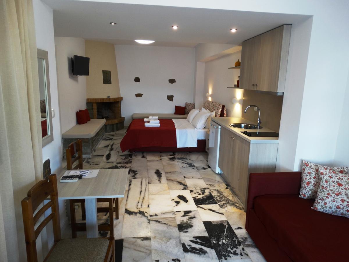 Castelopetra Aparthotel Katápola Buitenkant foto
